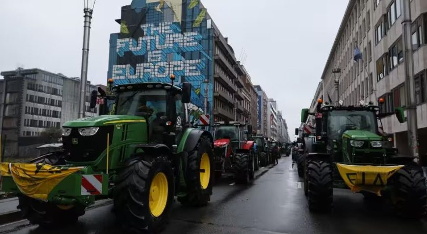 Gli agricoltori e la società civile nuovamente a Bruxelles dopo che Von der Leyen non haascoltato