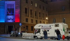 Terzo giorno di sciopero della fame a Roma. Gli allevatori scrivono al Governo e ai Partiti.