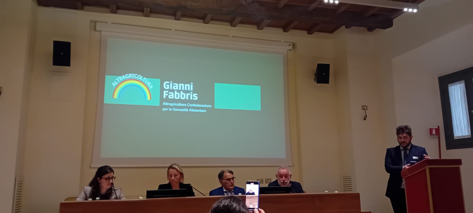 CONVEGNO-SENATO-FABBRIS
